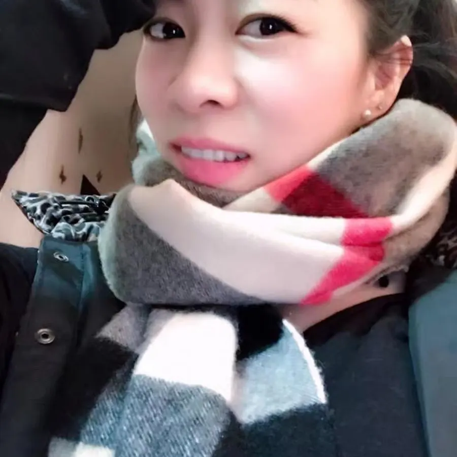 法拉盛中美超市后面 · 广西妹子 天然大波